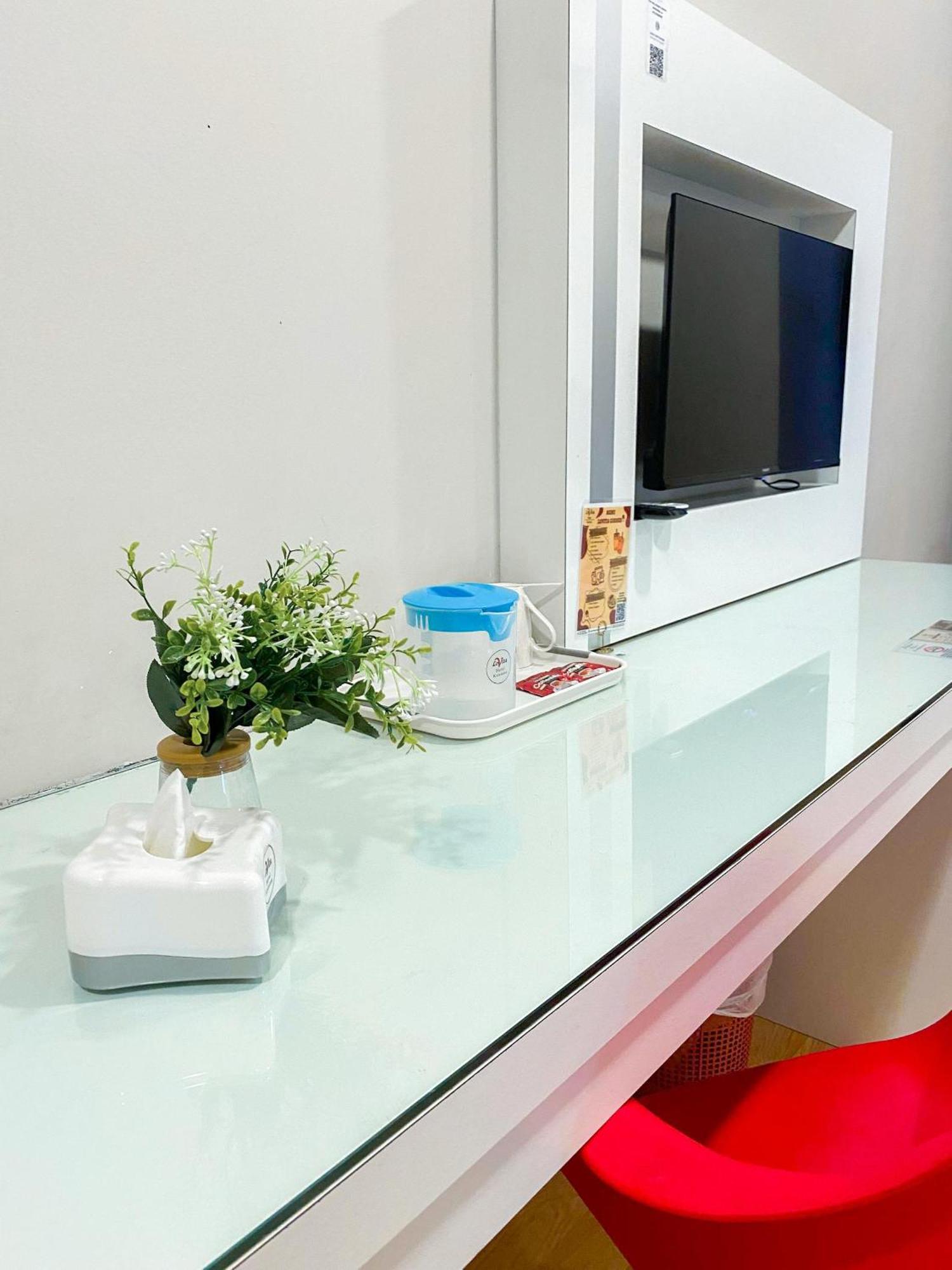 Lovita Hotel Куантан Екстериор снимка